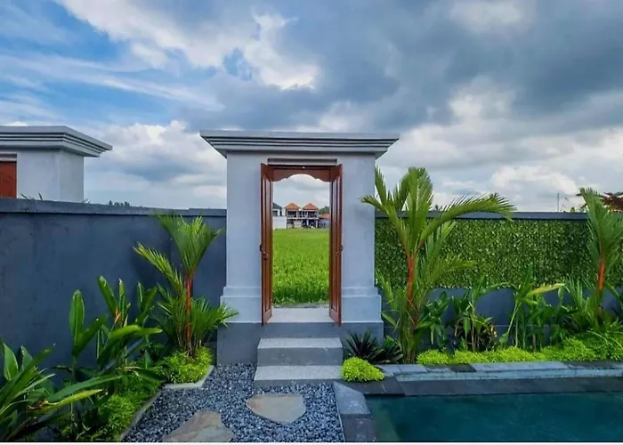 Serene With Private Pool And Rice Field Views Vakantiehuis *